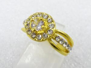 クリスタル　指輪(8号)